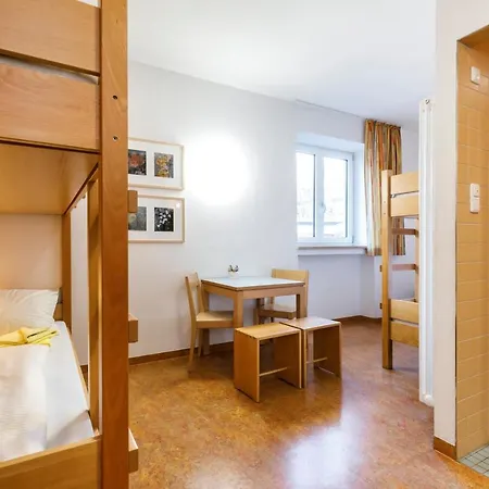 - Membership Required! Hostel Garmisch-Partenkirchen