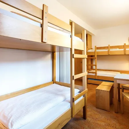 - Membership Required! Auberge de jeunesse Garmisch-Partenkirchen