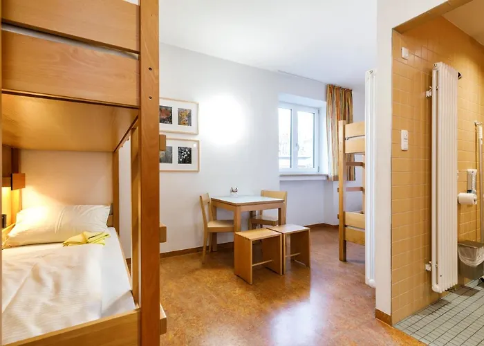 - Membership Required! Hostel Garmisch-Partenkirchen